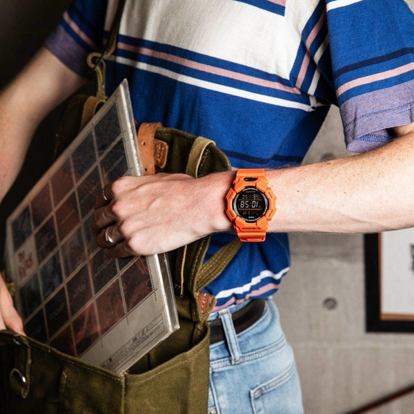 ZEGAREK G-SHOCK CLASSIC GD-010