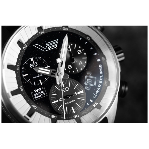 ZEGAREK VOSTOK EUROPE LUNAR ECLIPSE