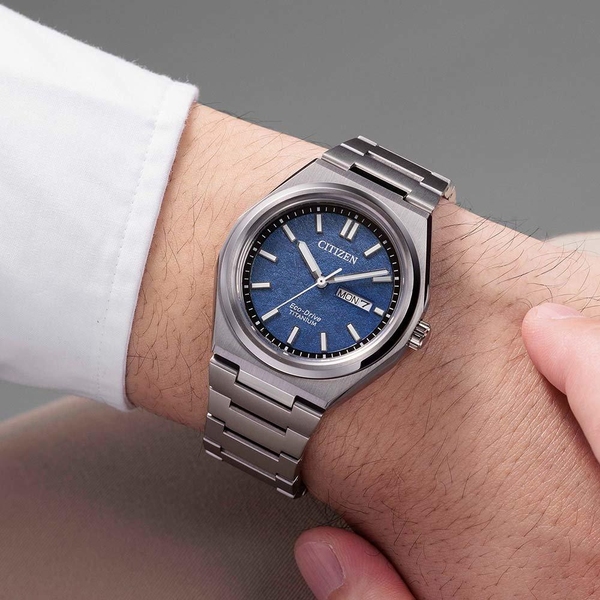 ZEGAREK CITIZEN SUPER TITANIUM ZENSHIN THREE-HAND