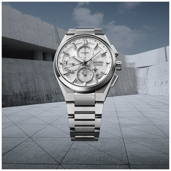 ZEGAREK SEIKO ASTRON GPS Solar 5X Dual-Time Chronograph