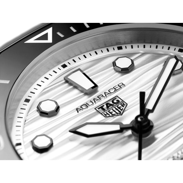 ZEGAREK TAG HEUER AQUARACER PROFESSIONAL 300 DATE
