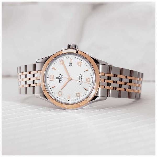TUDOR 1926