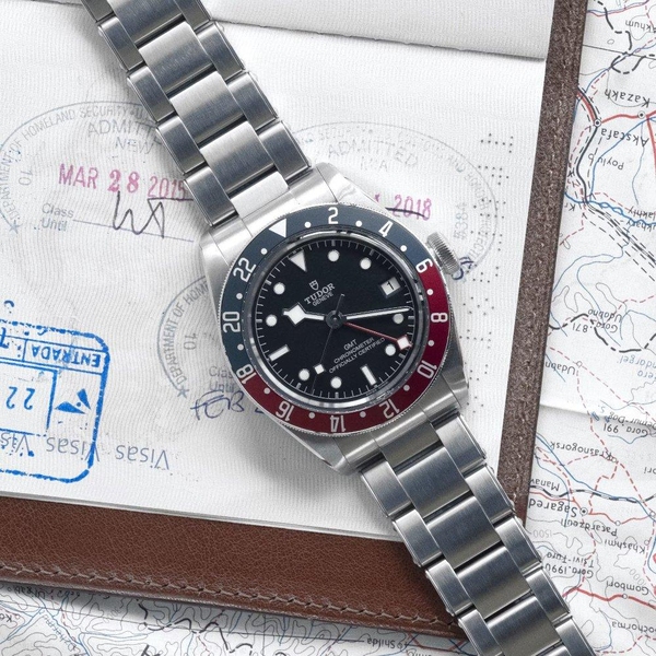 TUDOR BLACK BAY GMT