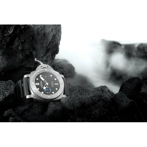 ZEGAREK PANERAI SUBMERSIBLE