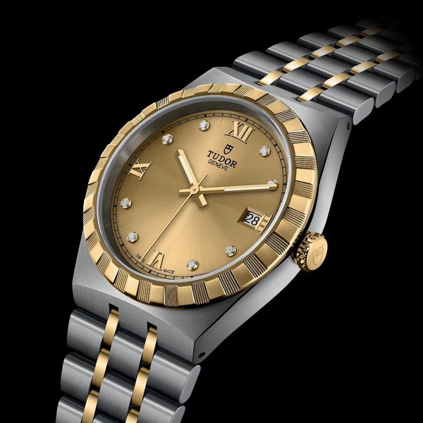 TUDOR ROYAL