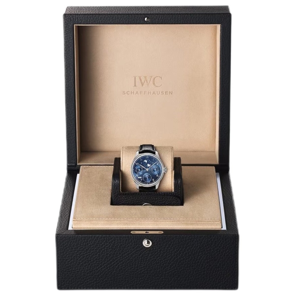 ZEGAREK IWC SCHAFFHAUSEN PORTUGIESER PERPETUAL CALENDAR
