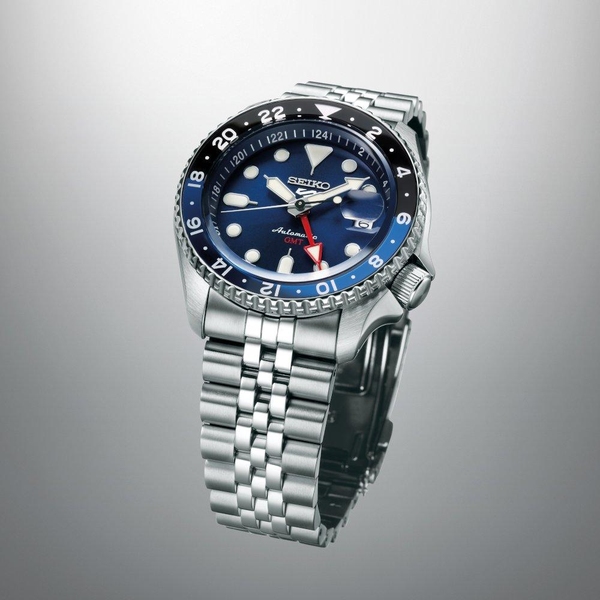 ZEGAREK SEIKO 5 SPORTS AUTOMATIC GMT