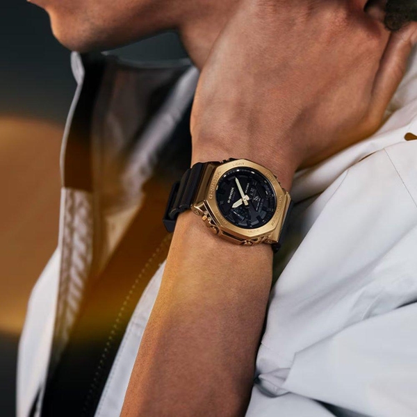 ZEGAREK G-SHOCK ANALOG-DIGITAL 2100 SERIES