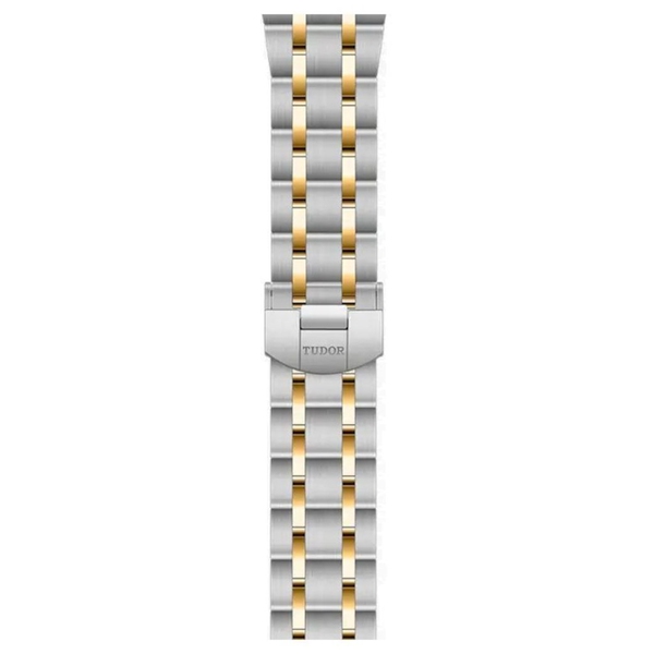 TUDOR ROYAL