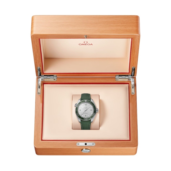 ZEGAREK OMEGA SEAMASTER PLANET OCEAN 600M
