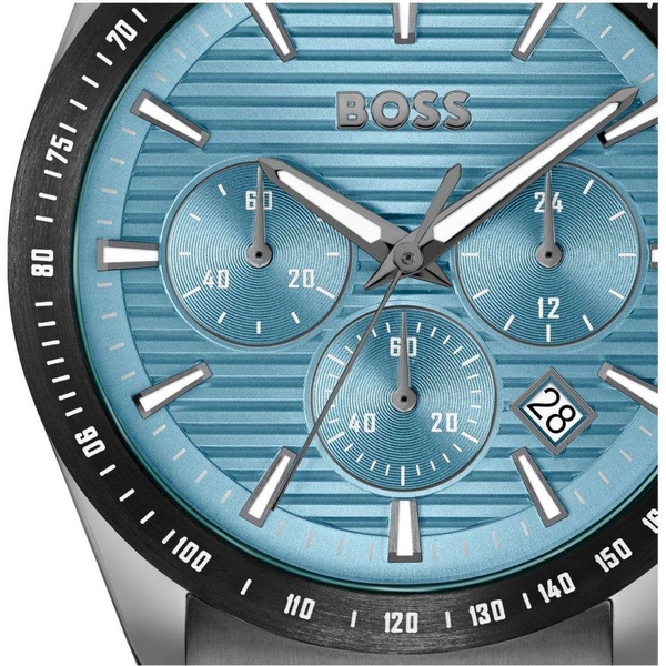 ZEGAREK BOSS STRIKE