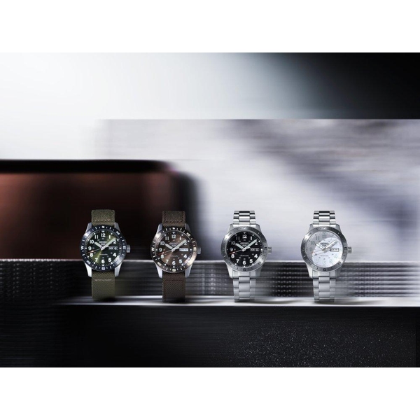 ZEGAREK SEIKO 5 SPORTS FIELD AUTOMATIC