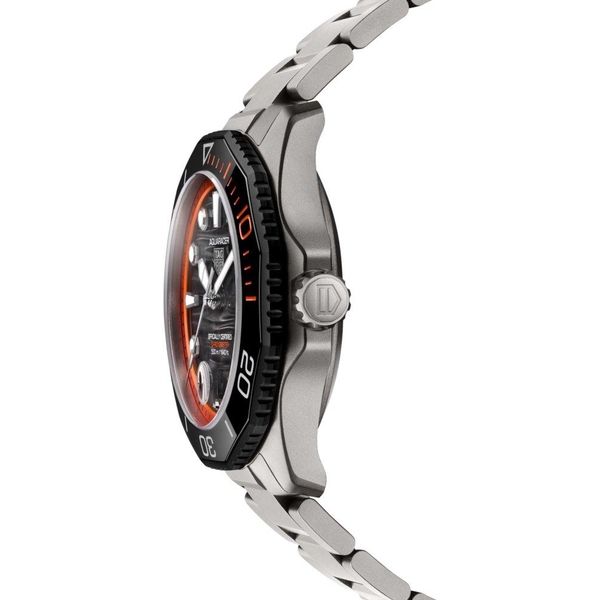 ZEGAREK TAG HEUER AQUARACER PROFESSIONAL 500 DATE LIMITED EDITION