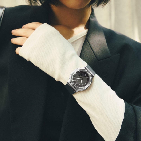 ZEGAREK G-SHOCK ANALOG-DIGITAL WOMEN