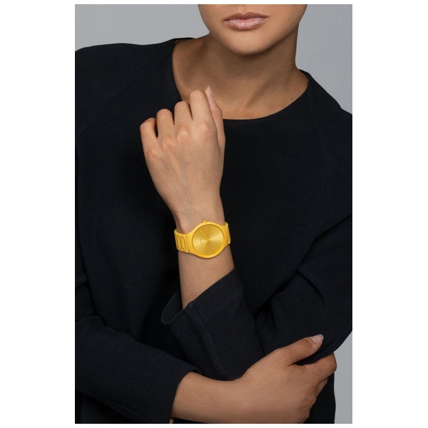 ZEGAREK RADO TRUE ROUND THINLINE LES COULEURS LE CORBUSIER