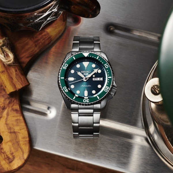 ZEGAREK SEIKO 5 SPORTS AUTOMATIC