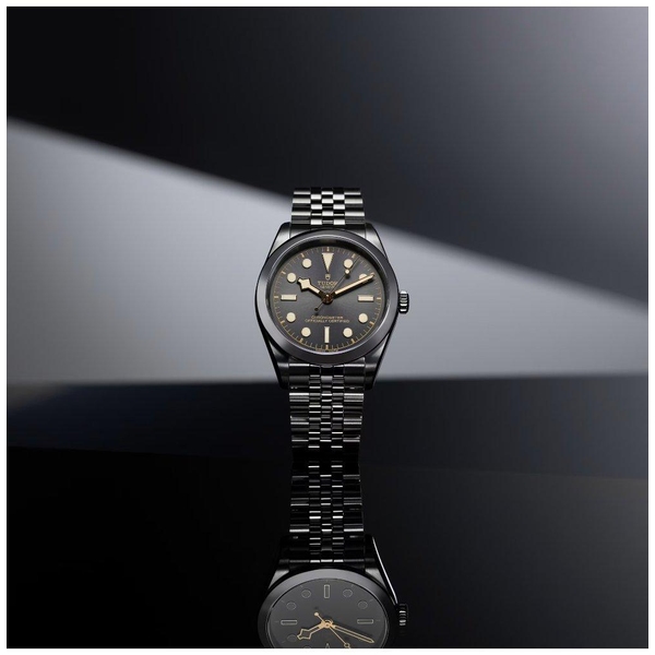 TUDOR BLACK BAY ONE 39