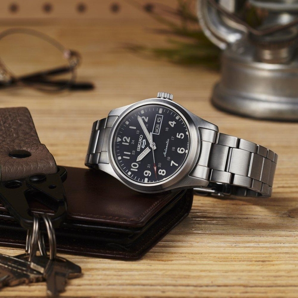ZEGAREK SEIKO 5 SPORTS FIELD AUTOMATIC