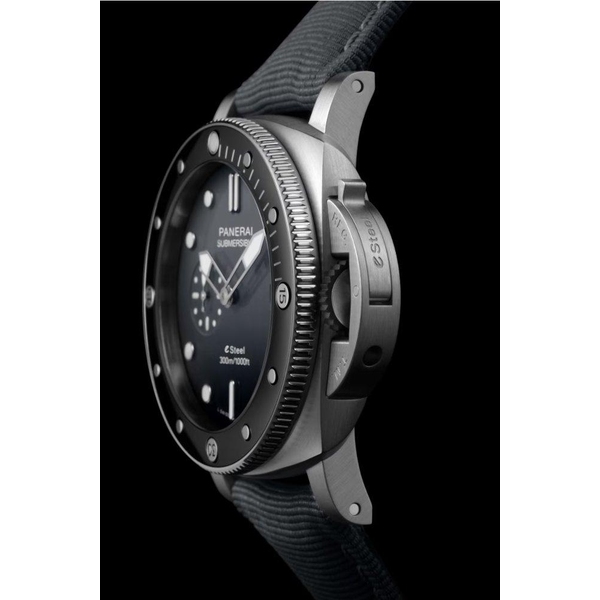 ZEGAREK PANERAI SUBMERSIBLE