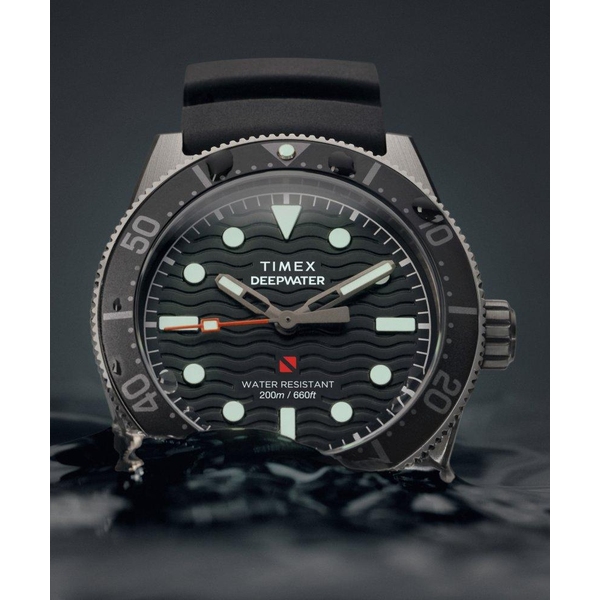 ZEGAREK TIMEX DEEPWATER REEF 200