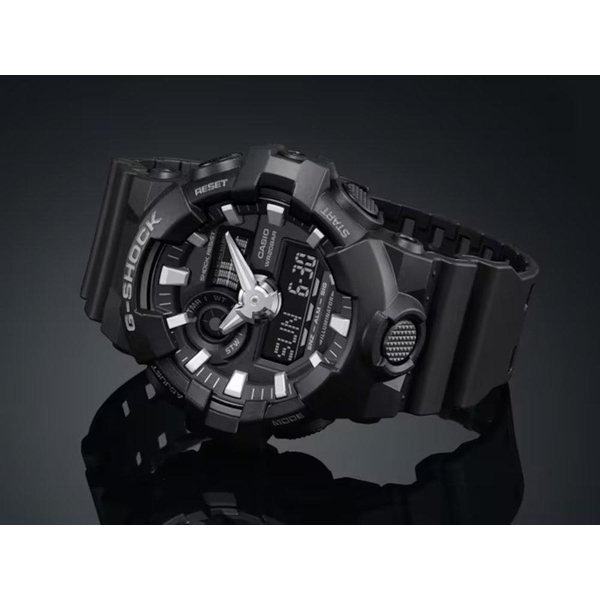 ZEGAREK G-SHOCK ANALOG-DIGITAL GA-700 SERIES