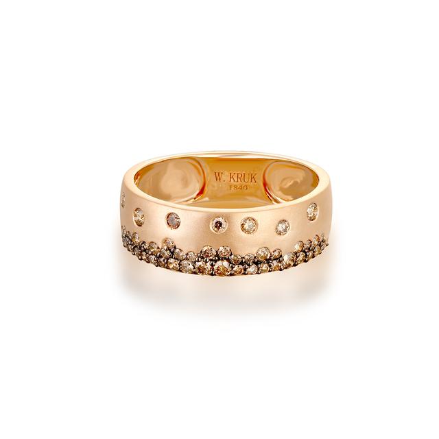 Pierścionek złoty z diamentami