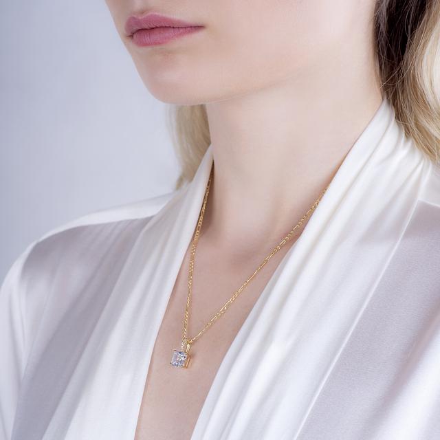 Wisiorek złoty z cyrkonią