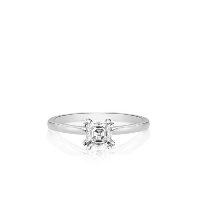 Pierścionek zaręczynowy złoty Królewski