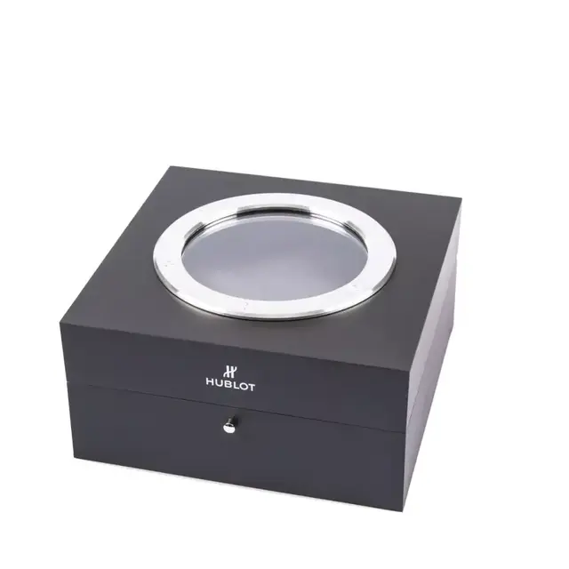 ZEGAREK HUBLOT CLASSIC FUSION TITANIUM