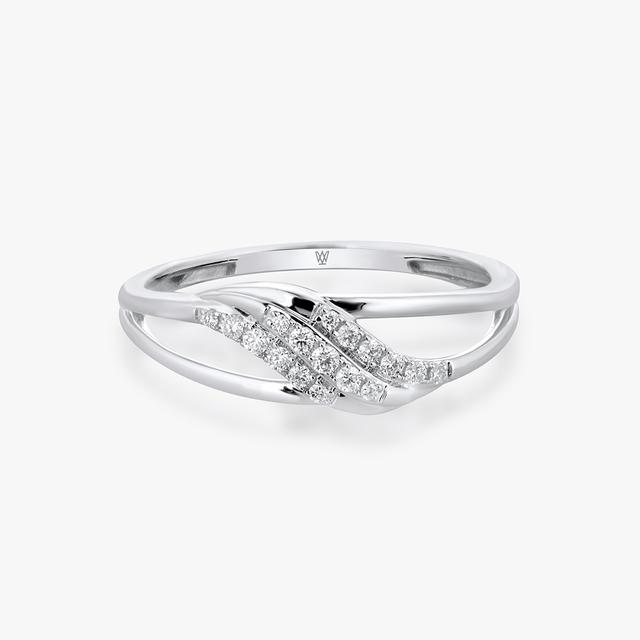 Pierścionek złoty z diamentami