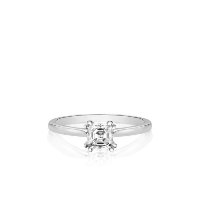 Pierścionek zaręczynowy złoty Królewski