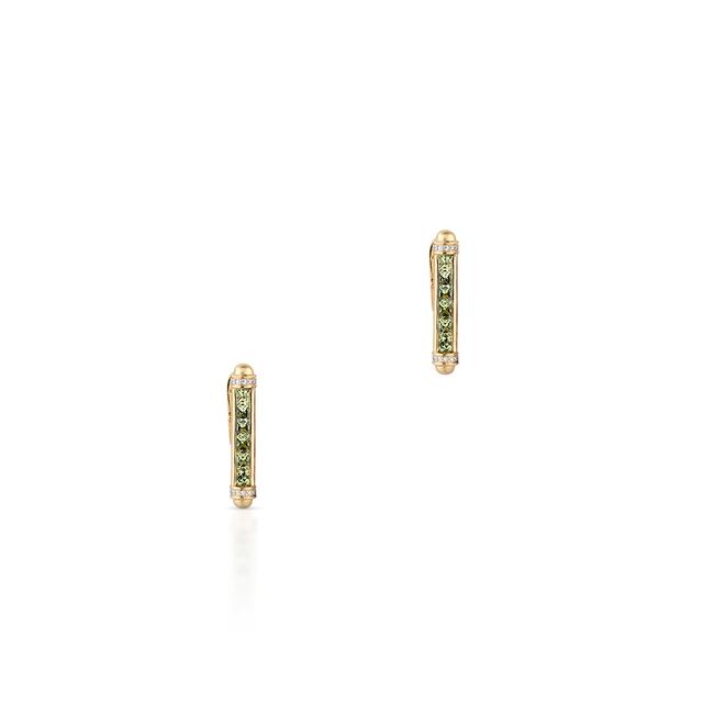 Kolczyki złote z diamentami i zielonymi szafirami