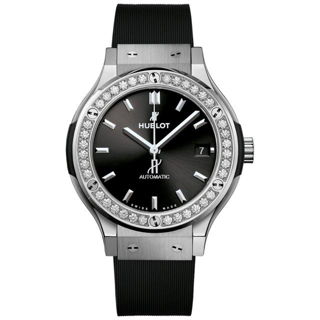 ZEGAREK HUBLOT CLASSIC FUSION TITANIUM DIAMONDS