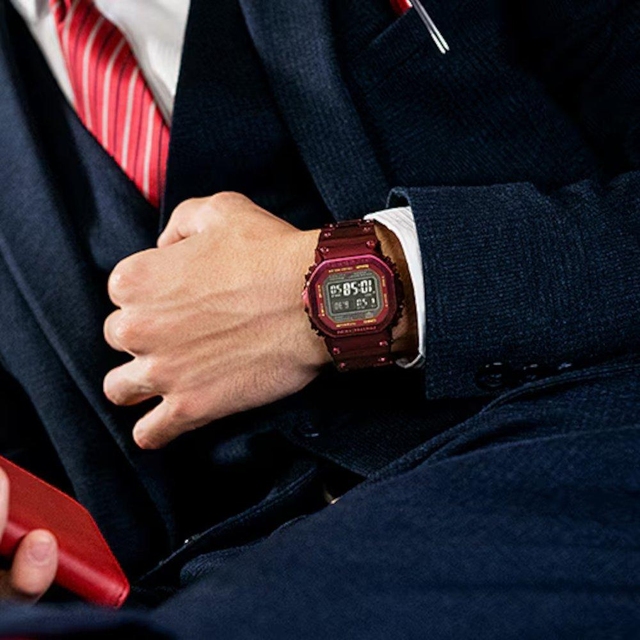 ZEGAREK G-SHOCK FULL METAL GMW-B5000 SERIES