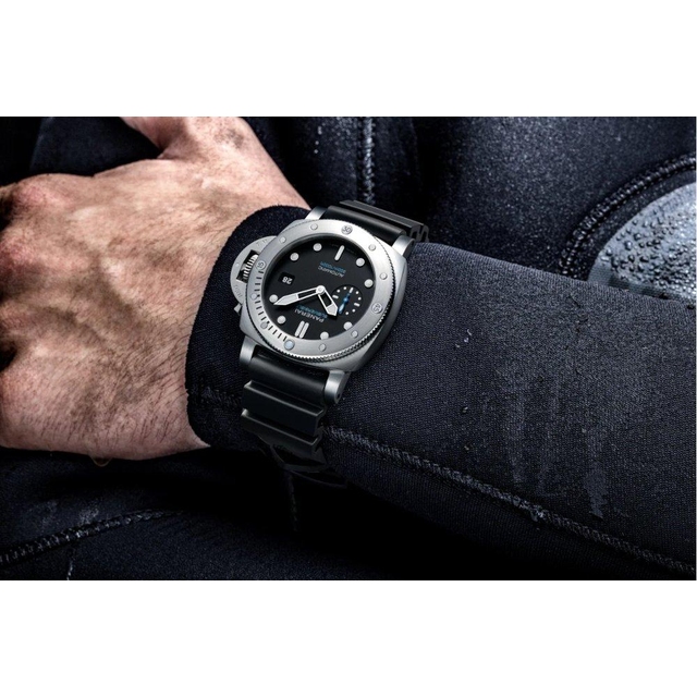 ZEGAREK PANERAI SUBMERSIBLE