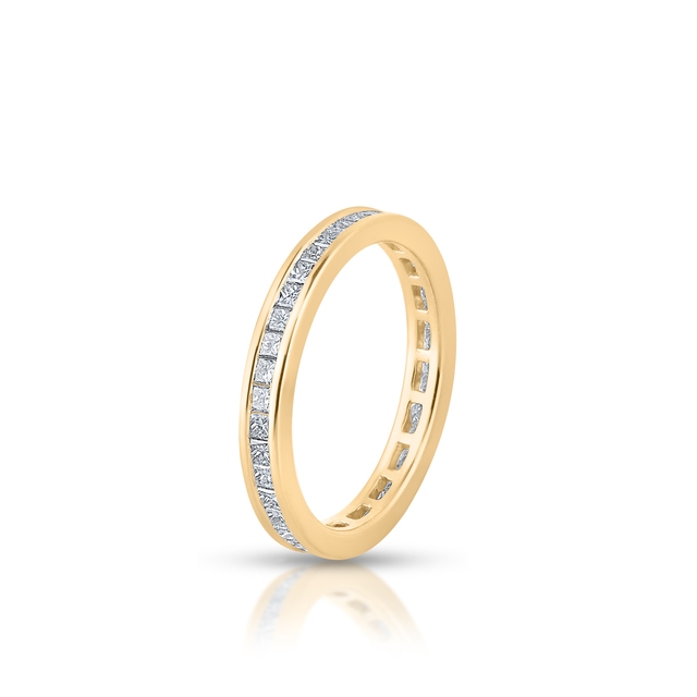 Pierścionek złoty z diamentami