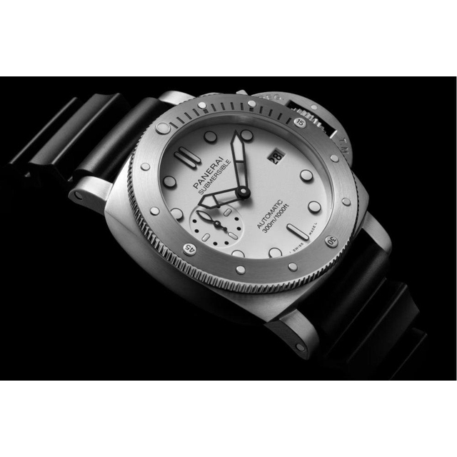 ZEGAREK PANERAI SUBMERSIBLE