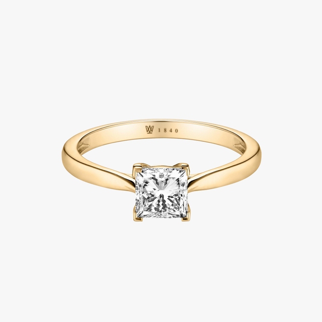 Pierścionek zaręczynowy złoty Niezwykły