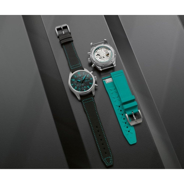 ZEGAREK IWC SCHAFFHAUSEN PILOT'S CHRONOGRAPH 41 MERCEDES-AMG PETRONAS F1 TEAM