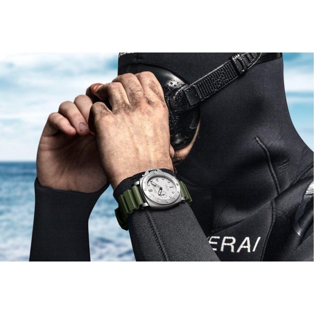 ZEGAREK PANERAI SUBMERSIBLE