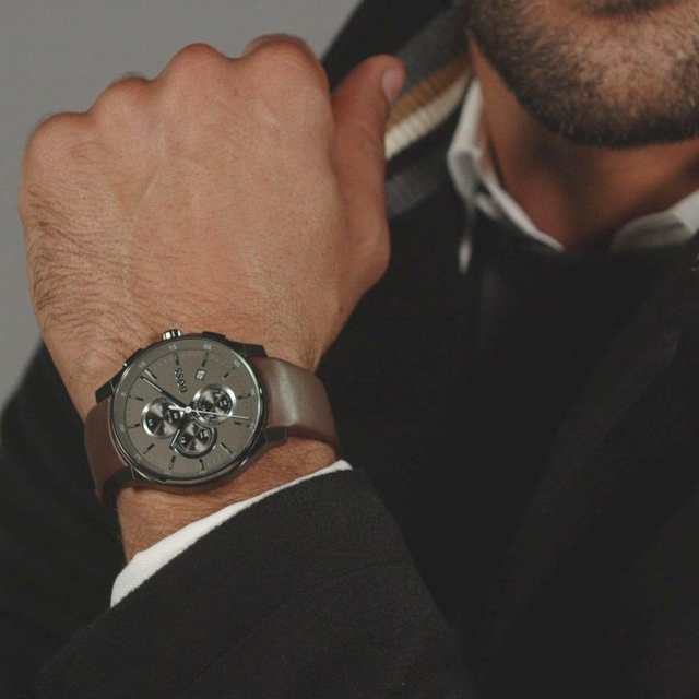 ZEGAREK BOSS PEAK 2.0