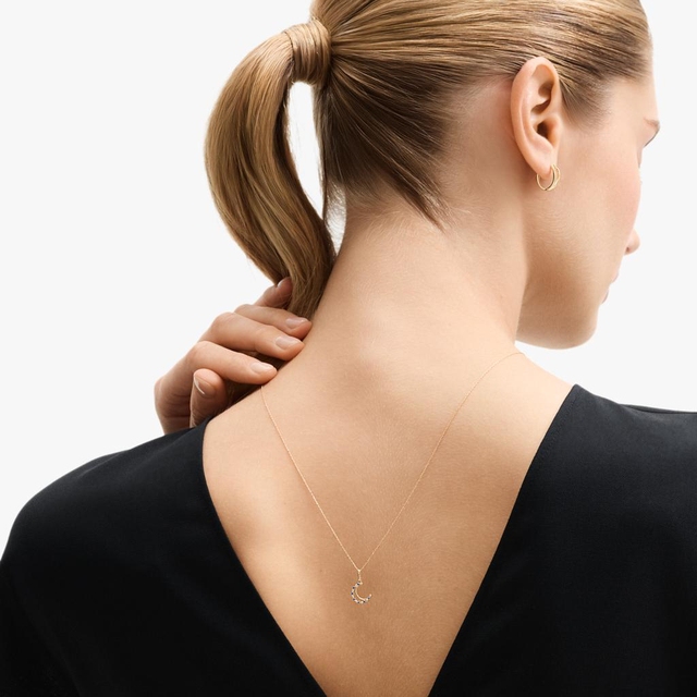 Wisiorek złoty księżyc z cyrkoniami