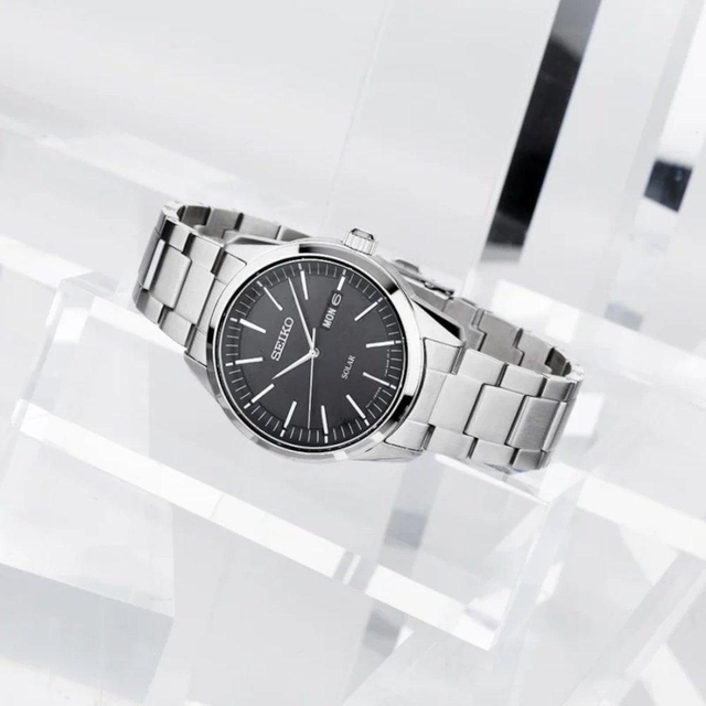 ZEGAREK SEIKO CLASSIC QUARTZ SOLAR