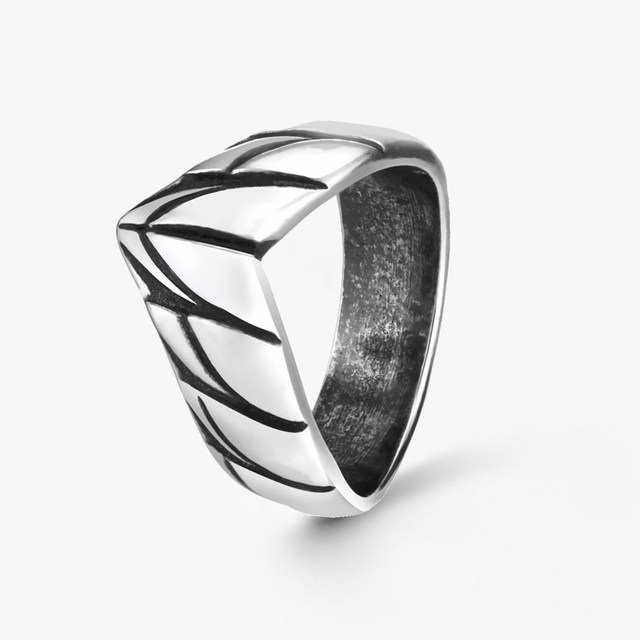 Pierścionek srebrny Freedom