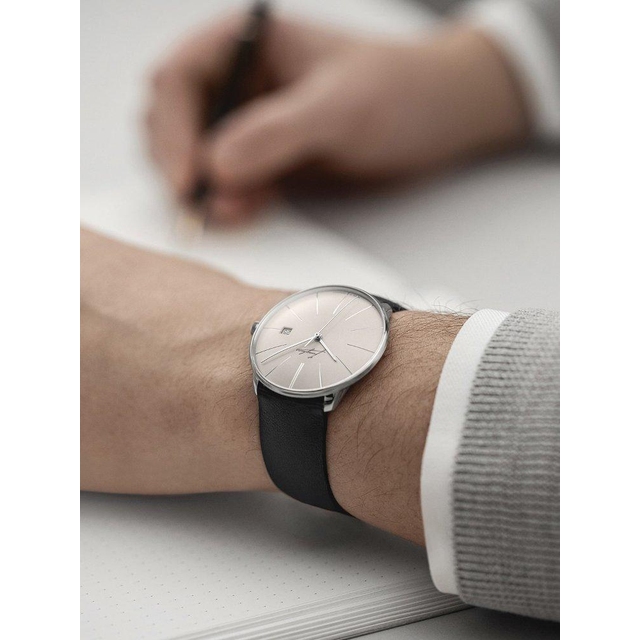 ZEGAREK JUNGHANS MEISTER FEIN AUTOMATIC SIGNATUR