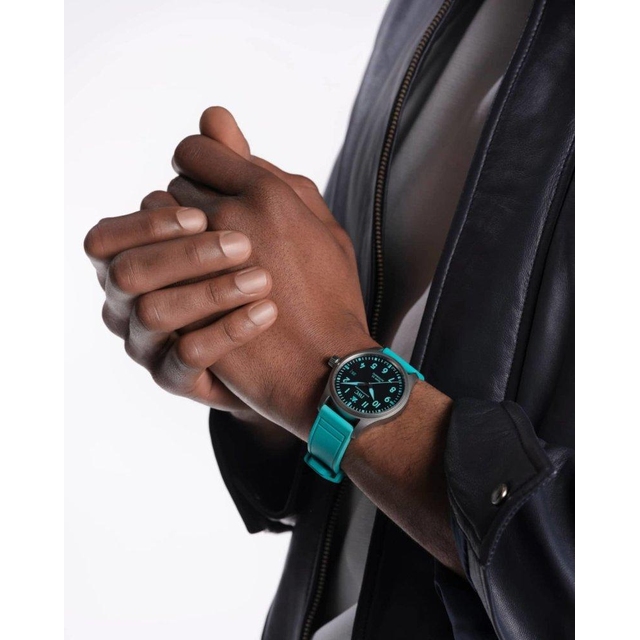 ZEGAREK IWC SCHAFFHAUSEN PILOT'S MARK XX MERCEDES-AMG PETRONAS F1 TEAM