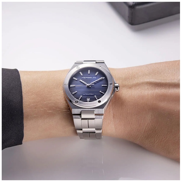 ZEGAREK HERBELIN CAP CAMARAT AUTOMATIC