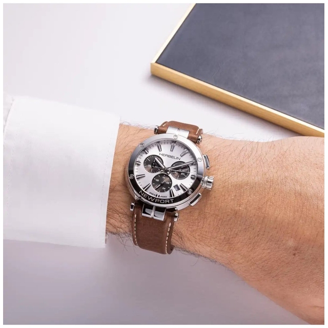 ZEGAREK HERBELIN NEWPORT CHRONOGRAPH