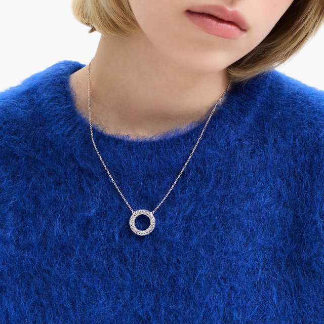 Naszyjnik srebrny z ażurowym elementem