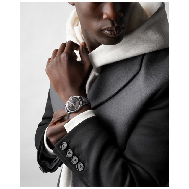 LONGINES CONQUEST HERITAGE CENTRAL POWER RESERVE